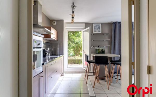 Appartement à vendre    2 pièces •  Vénissieux