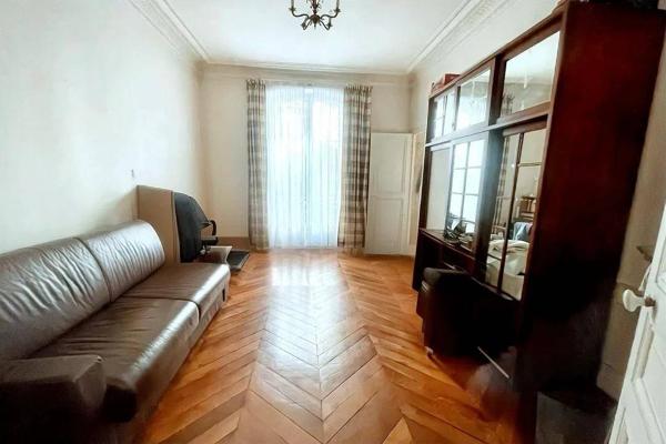 APPARTEMENT BOURGEOIS AVENUE NIEL PROCHE MARCHE PONCELET