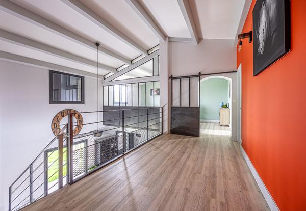 Maison familiale, 6 chambres, grand jardin et piscine