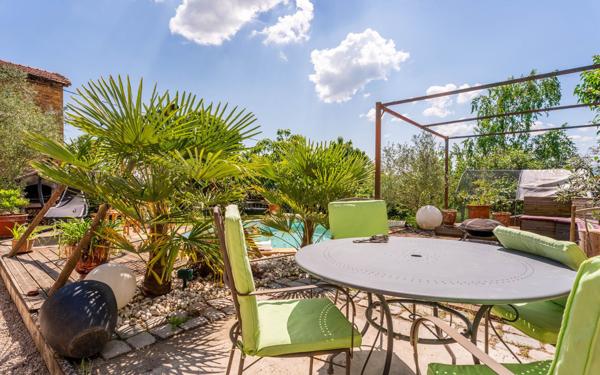 Maison à vendre    7 pièces •  Saint-Germain-sur-l'Arbresle