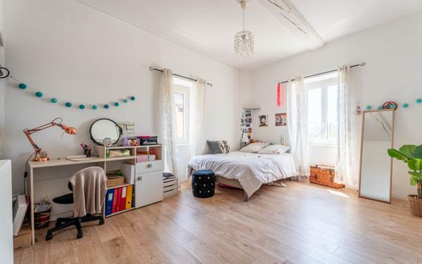 Maison à vendre    7 pièces •  Saint-Germain-sur-l'Arbresle