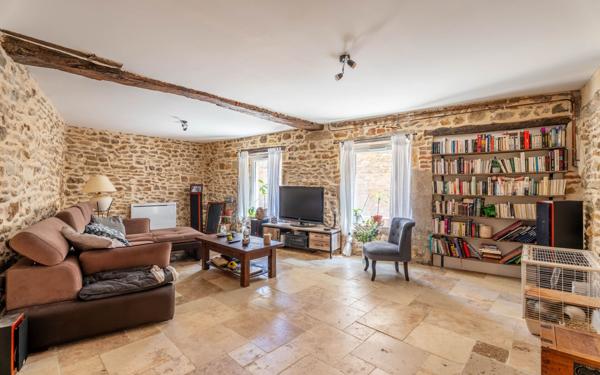 Maison à vendre    7 pièces •  Saint-Germain-sur-l'Arbresle