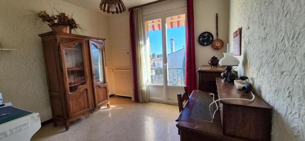 Maison Le Cres 6 pièce(s) 142m2