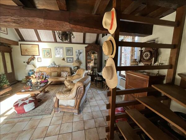 Maison à vendre |  Saint-Michel-Loubéjou |  3 pièces | 120 m²