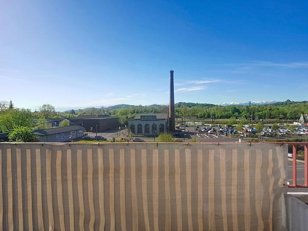 A vendre PAU proche Centre-Ville et gare, appartement T3 de 55 m² balcon vue Pyrénées et cave.