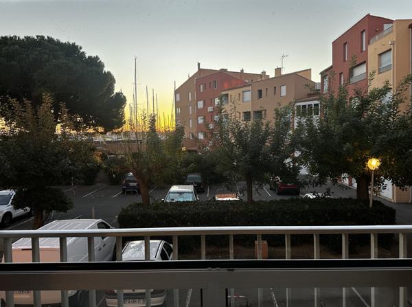 Le Cap d'Agde (34300) DEPT 34 - LE CAP D'AGDE. CENTRE PORT. STUDIO 27 M². VUE SUR PORT, VENDU LOUÉ