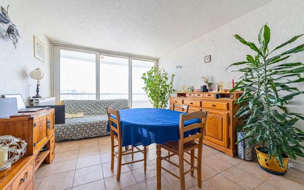 Appartement à vendre    2 pièces • 45 m2 Paris 18