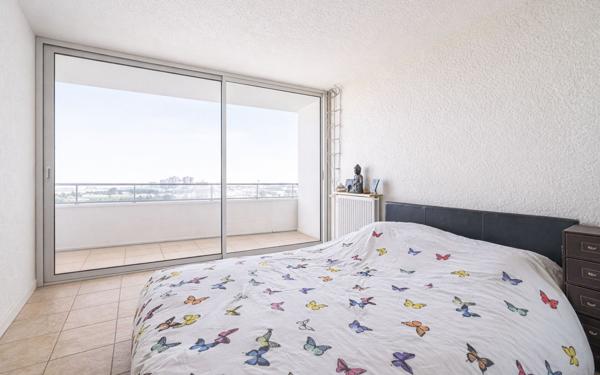 Appartement à vendre    2 pièces • 45 m2 Paris 18