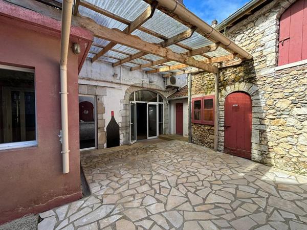 Location Fonds de commerce 4 pièces 128 m2 à Peyrehorade