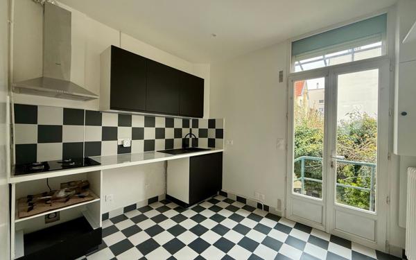 Appartement à louer    3 pièces •  Clamart