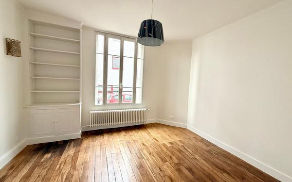 Appartement à louer    3 pièces •  Clamart