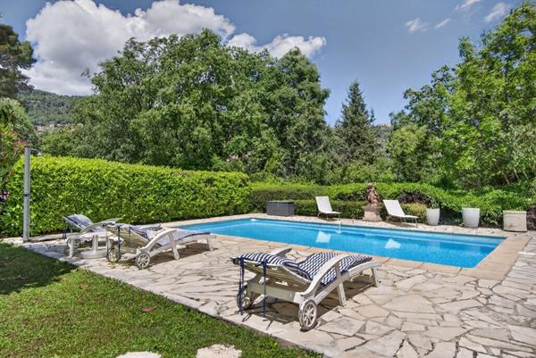 Vente Villa de luxe Peymeinade 5 Pièces 156 m²