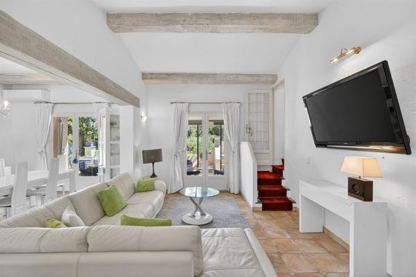Vente Villa de luxe Peymeinade 5 Pièces 156 m²