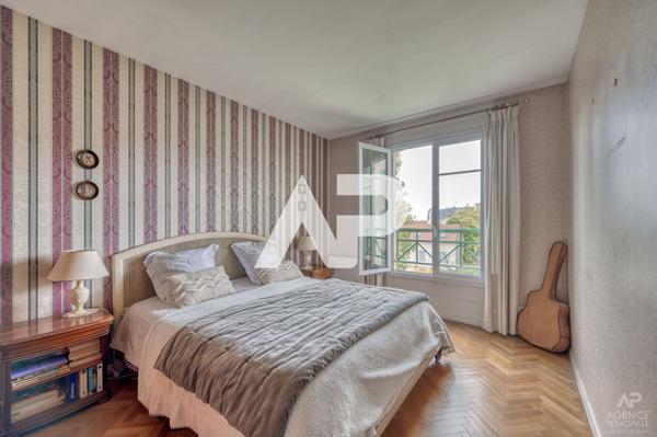 Appartement Rueil Malmaison 4 pièce(s) 89.17m² €550 000 ** - Référence 19150