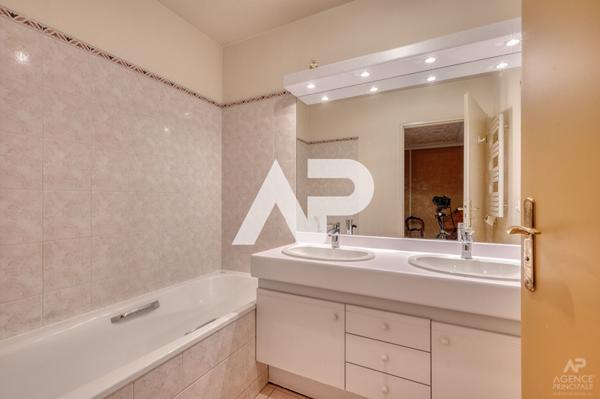 Appartement Rueil Malmaison 4 pièce(s) 89.17m² €550 000 ** - Référence 19150