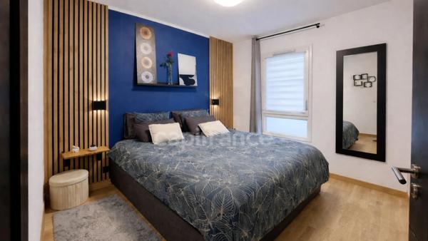 Appartement T4 avec terrasse, vue dégagée et garage double