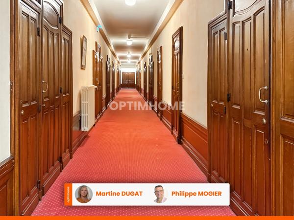 Vichy 03 – Le Carlton, Triangle d’Or, T2 donnant sur Parc des Sources