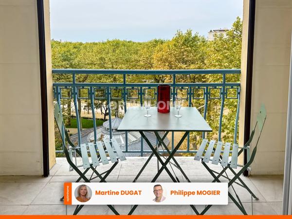 Vichy 03 – Le Carlton, Triangle d’Or, T2 donnant sur Parc des Sources