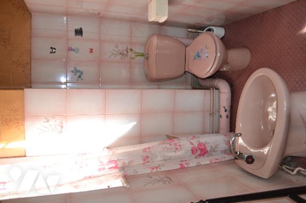 Beaumont, petit immeuble composé de 2 appartements de type 2,