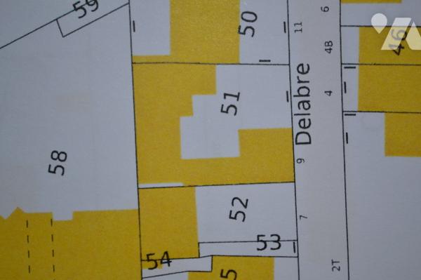 Beaumont, petit immeuble composé de 2 appartements de type 2,