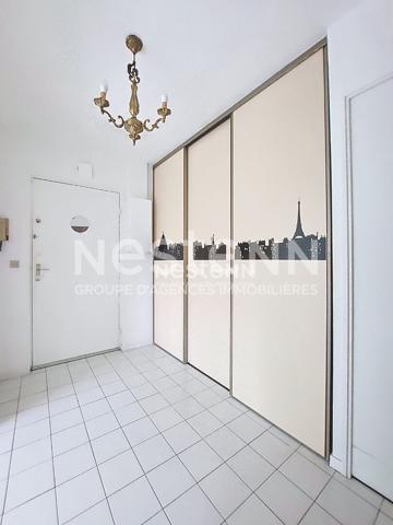 Montigny le Bretonneux : Appartement 3 pièces de 71 m² avec jardin et parking