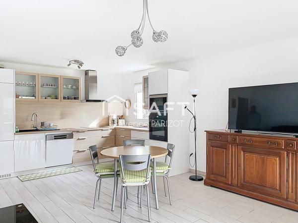 Vivre entre ville et forêt - Terrasse - Balcon - Double box