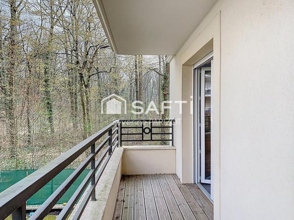 Vivre entre ville et forêt - Terrasse - Balcon - Double box