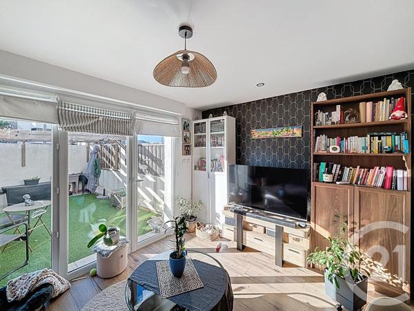 Appartement F2 à vendre  2 pièces - 37,63 m2 PUGET SUR ARGENS - 83