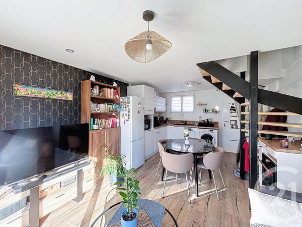 Appartement F2 à vendre  2 pièces - 37,63 m2 PUGET SUR ARGENS - 83