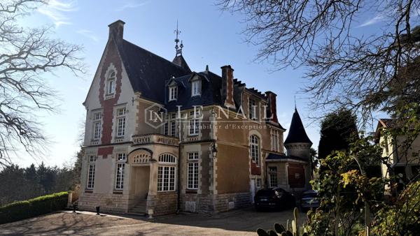 Propriété de 25 hectares avec château du XIXe siècle et dépendances
