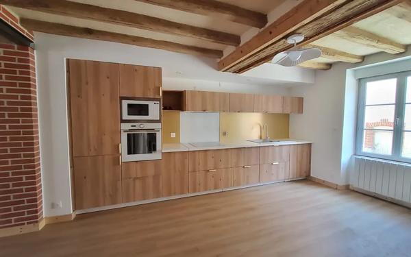 MAISON RENOVEE - 4 CHAMBRES - CHANZEAUX