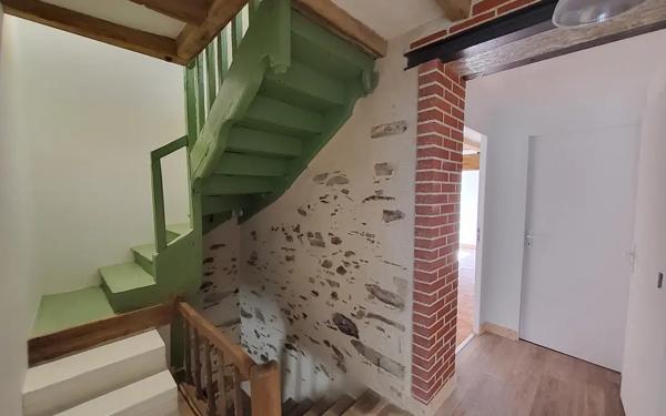 MAISON RENOVEE - 4 CHAMBRES - CHANZEAUX