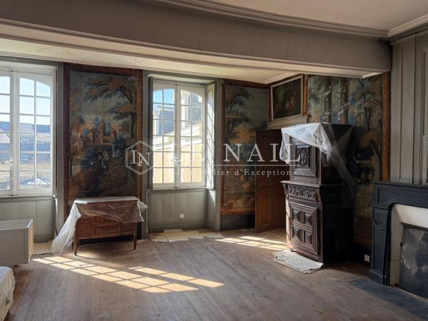 Joli hôtel particulier du XVIIIe siècle en Anjou