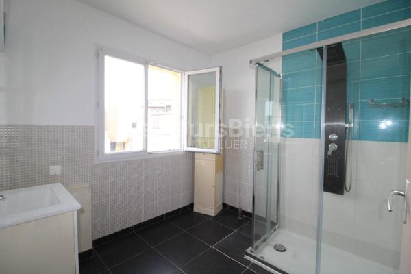 CHOLET, MAISON FAMILIALE, 4 CHAMBRES DPE "A"