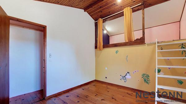 A Vendre Maison 5 Chambres avec Jardin, Piscine, Garage, Atelier à Carbonne Dans Quartier Résidentiel au Calme !