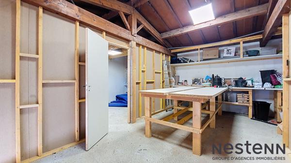 A Vendre Maison 5 Chambres avec Jardin, Piscine, Garage, Atelier à Carbonne Dans Quartier Résidentiel au Calme !