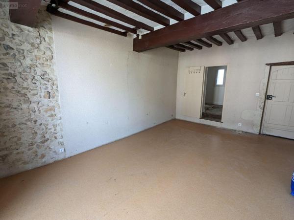 Appartement ancien à louer à Nogent-le-Rotrou dans l'Eure-et-Loir (28400), ref : 5 AM   
Centre ville