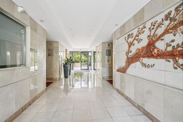 Vente Appartement de luxe Paris 20 6 Pièces 127 m²