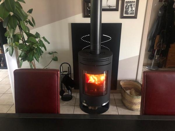 Saint-Saturnin-lès-Apt (84490) Villa de plain pied proche village tous conforts !