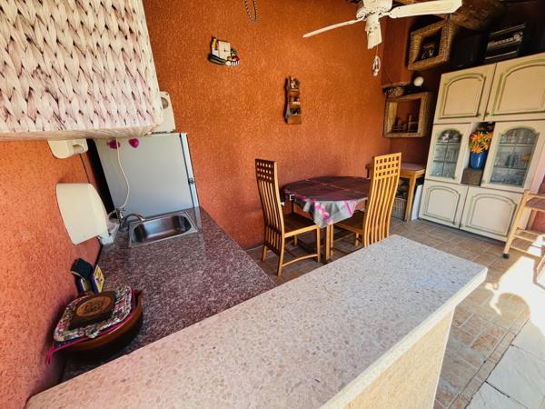 Saint-Saturnin-lès-Apt (84490) Villa de plain pied proche village tous conforts !