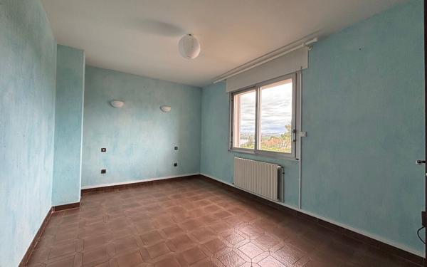 Maison à vendre    8 pièces •  Balaruc-le-Vieux