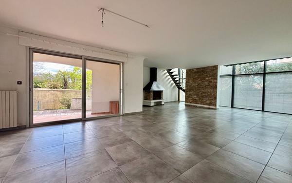 Maison à vendre    8 pièces •  Balaruc-le-Vieux