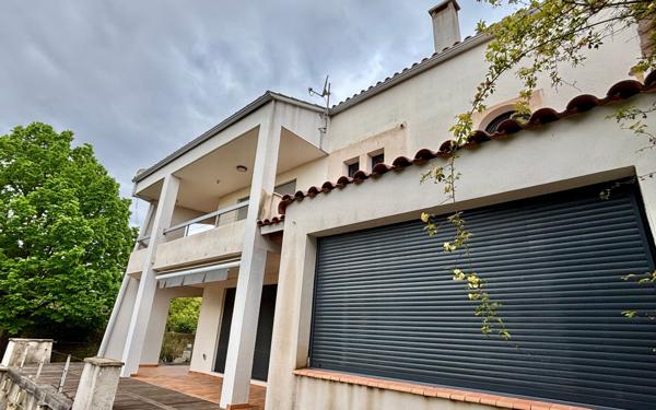 Maison à vendre    8 pièces •  Balaruc-le-Vieux