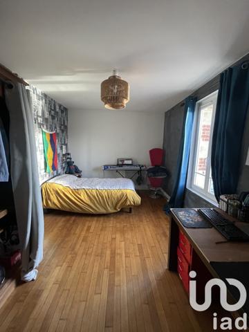 Pavillon 5 pièces de 150 m² à Persan (95340)