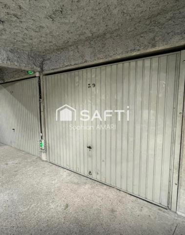 Box de stationnement de 15m2