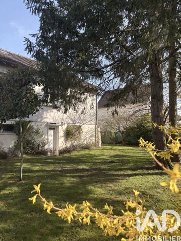 Maison à vendre 5 pièces 137 m² Saint-Pryvé-Saint-Mesmin