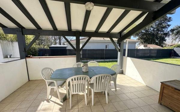 Maison à vendre    5 pièces •  Seyresse