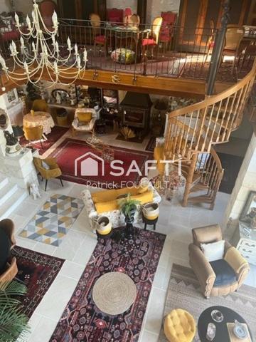 Spacieuse Maison de Maître dans un parc paysager