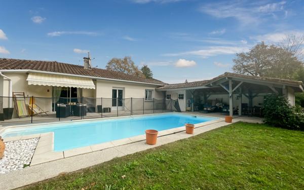 Maison à vendre    4 pièces • 112 m2 Saint-Pierre-du-Mont