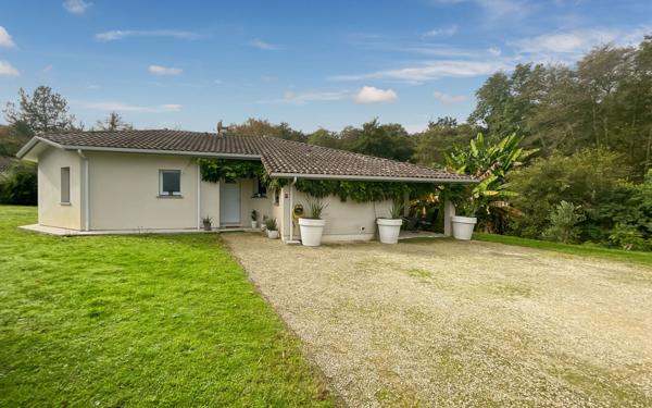 Maison à vendre    4 pièces • 112 m2 Saint-Pierre-du-Mont